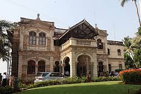 महापौर बंगला ठाकरे स्मारक समितीकडे हस्तांतरित 