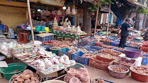 हॉटस्पॉट ठरलेल्या धारावीतील यंदाच्या दिवाळीवर कोरोनाचे सावट