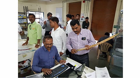 Confiscated seven weapons purchased from Flipkart