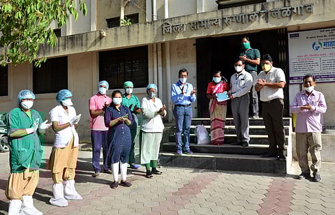 jalgaon mungse corona patint cure .