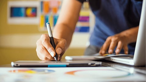 Make a career in designing after 12th grade.png