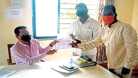 मायणीतील रेशनिंग दुकानात काळाबाजार