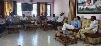अखेर प्रदीर्घ चर्चेअंती पपई दराचा तिढा सुटला !