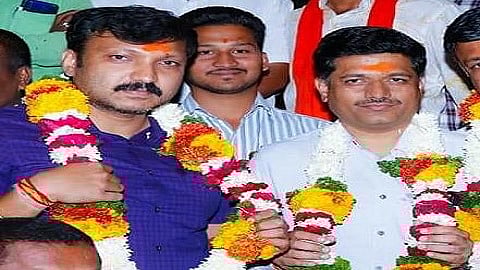 Om Rajenimbalkar And Kailas Patil