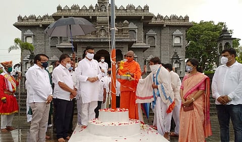 Beginning of 173rd week of Yogiraj Sadguru Gangagiri Maharaj of Shrirampur taluka
