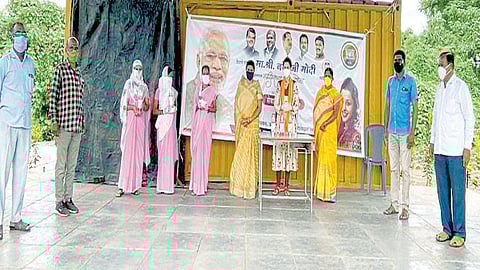 कोरोनाच्या उल्लेखनीय कामगिरीसाठी, आशा सेविकांना माधव रसायन गुटी!