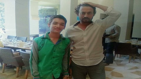 "मेहनत आणि निष्ठा ठेवून काम करत रहा, खूप मोठा होशील.... " 