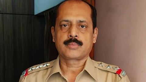 sachin vaze arrested