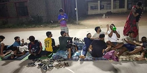 रात्र जागवून काढली.jpg