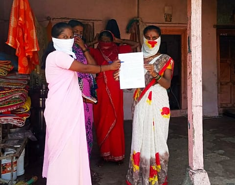 Asha workers' pay is very low in maharashtra