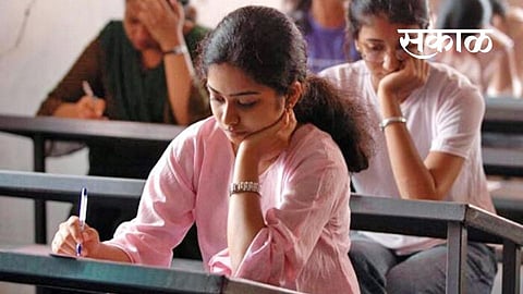 'एमपीएससी’ परीक्षा लांबल्याने लाखो विद्यार्थी वेठीस 