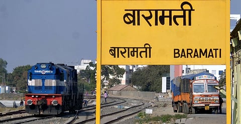 बारामती-फलटण रेल्वेमार्गाची भूसंपादन प्रक्रीया रखडली