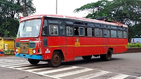 ST buses are start from today with full capacity of passengers in ratnagiri
