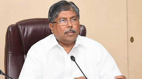chandrakant patil comment on champa viral statement