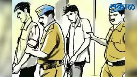 five person attack on one person in mandangad ratnagiri