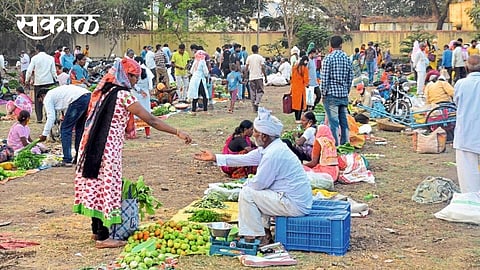 Vegetable Vendors At A New Location In Gadhinglaj Kolhapur Marathi News