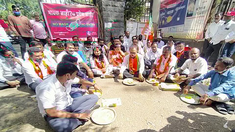 the movement for farmers in kolhapur for the do not excuses of loan in kolhapur