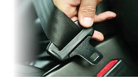 Transport Branch action on more than two thousand  people not to wear a seat belt