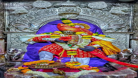 Meeting of village priest on Jyotiba mountain
