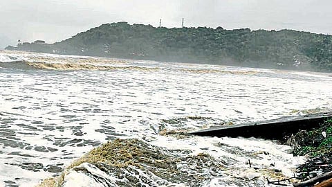 kyarr cyclone effect sindhudurg