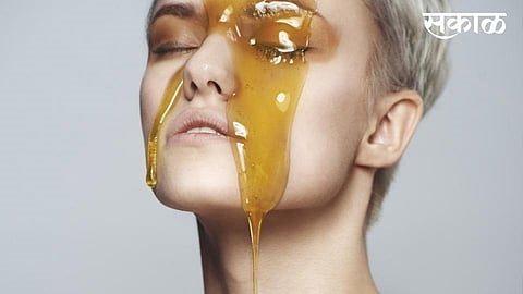 with honey tips for face moisturizing at home in kolhapur
