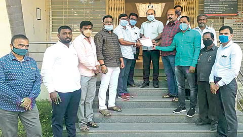 नोकरभरतीत मराठा मुलांना डावलण्याचा घाट; फलटणात मराठा क्रांती मोर्चाचा प्रशासनाला इशारा