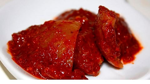 dirty truth behind lemon pickle in mumbai mankhurd