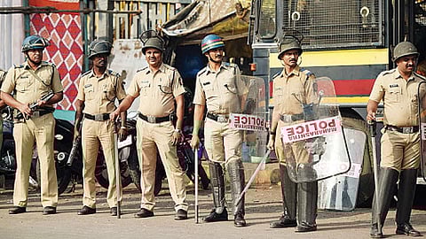 police in lockdown aurangabad