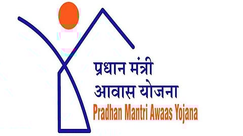 घर नाही, पैसे तरी परत द्या; पंतप्रधान आवास योजनेतील अर्जदारांची मागणी 