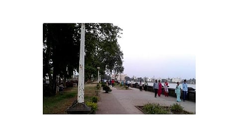 to sit on the wall of Rankala stop soon?