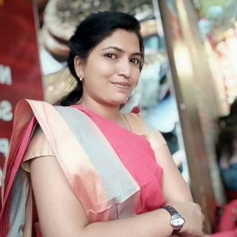 The daughter of a farmer has success various posts in the mpsc exam for three consecutive years