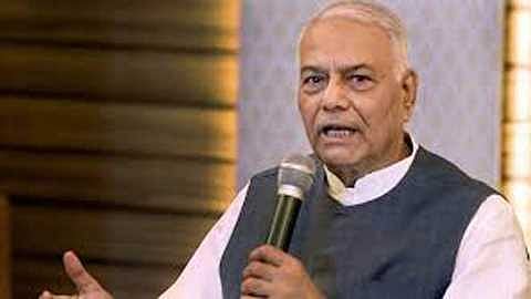 CAA : 'नागरिकत्त्व'वरून यशवंत सिन्हा बरसले केंद्रावर; म्हणाले...