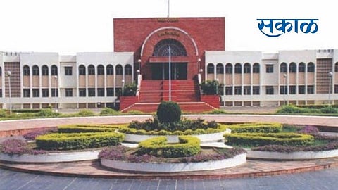 An Aurangabad bench of the Bombay High Court has directed that a case of murder be registered in the case of Suman Kale's death