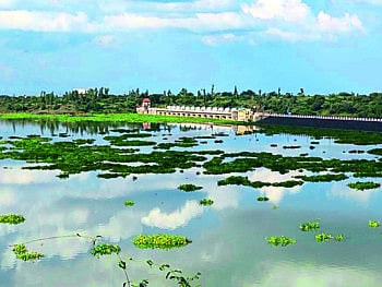 यंदाचा पाणीप्रश्‍न मिटला; सलग दुसऱ्या वर्षी ‘गिरणा’ची शंभरी! 