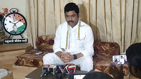 रेणू शर्माच्या अडचणी वाढणार? धनंजय मुंडेंच्या मेहुण्याची पोलिसात तक्रार