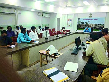 आदिवासी गावांमध्ये वनसंवर्धनातून रोजगारनिर्मितीसाठी लवकरच आराखडा तयार होणार 