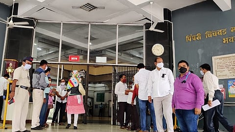 धन्वंतरी योजना गुंडाळण्याच्या निर्णयाचा पिंपरी-चिंचवडमध्ये निषेध 