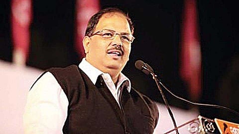 SEBC Maratha reservation law made by Fadnavis government is wrong  said  Praveen Gaikwad