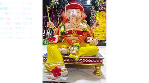 दोनशे वर्षांच्या ‘चोर’ गणपतीची प्रतिष्ठापना 