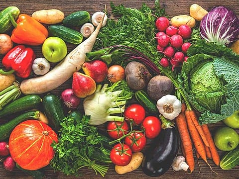 The supply of vegetables in Pune is smooth even though the marketyard is closed