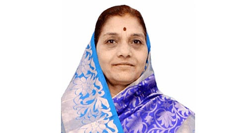 पिंपरी-चिंचवडच्या महापौर म्हणतायेत, 'रुग्णांची हेळसांड होऊ देऊ नका'