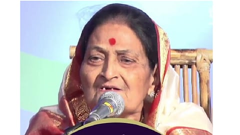 ज्येष्ठ लोककलावंत गुलाबबाई संगमनेरकर यांना विठाबाई नारायणगांवकर जीवनगौरव पुरस्कार जाहीर