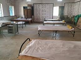 कोरोनाविरोधी लढ्यात आजी-माजी खासदारही पुढे! विलगीकरण केंद्रे, अन्न-शिधावाटप