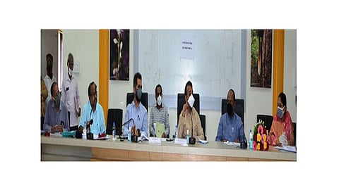 धरणाचे अतिरिक्त पाणी माण खटावला द्या, एक सप्टेंबरपासून सांगलीला साेडा : पालकमंत्री बाळासाहेब पाटील