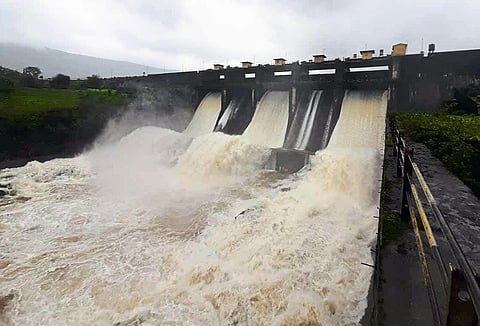 dam1.JPG