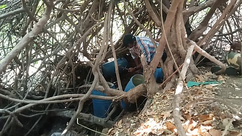 police take action against liquor seller in gadchiroli