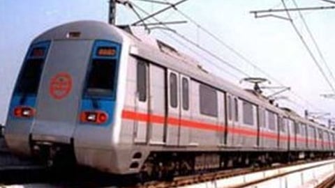 मेट्रो मार्गात जागेचा अडसर 