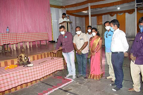 nagar स्वयंभू प्रतिष्ठाण