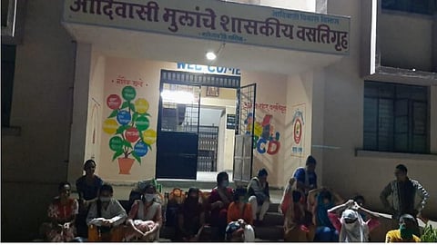 nurses at road malegaon.png