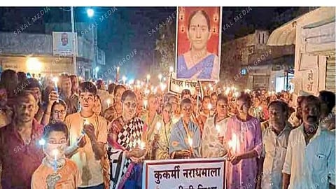 Devwadi Villagers  candlelight march for Nirbhaya sangli latest news marathi news